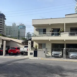  Apartamento Suítes